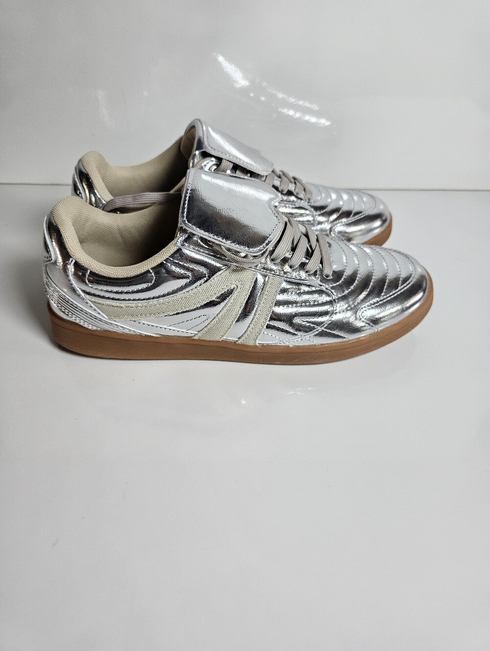 Steve Madden Madrid Metallic Silver Sneakers Women's Size 9.5 New Without Box - Picture 3 of 9